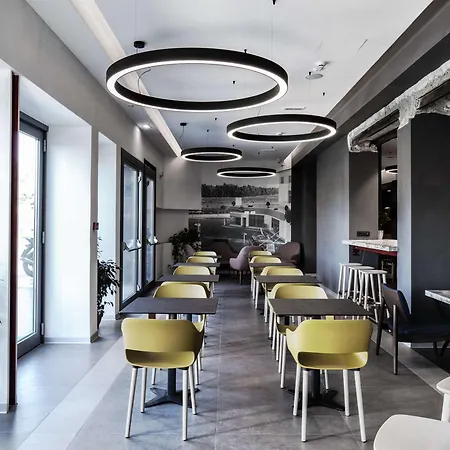 Western Corsi Отель 4*