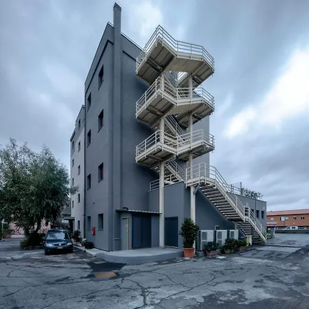 Western Corsi 酒店