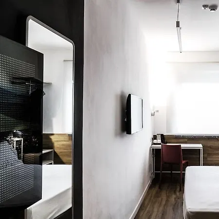 Western Corsi Szálloda 4*