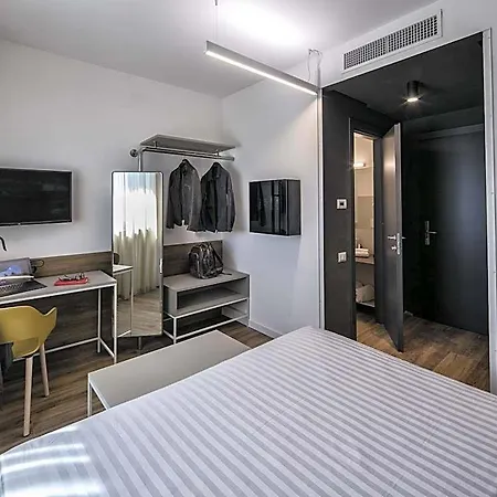 Western Corsi Szálloda 4*